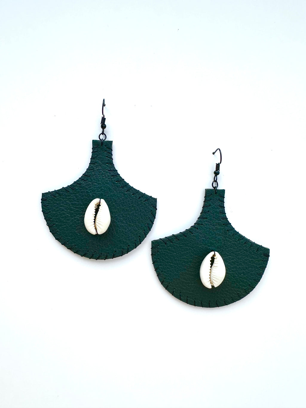 Boucles d’oreilles en cuir ORIGINE cauri